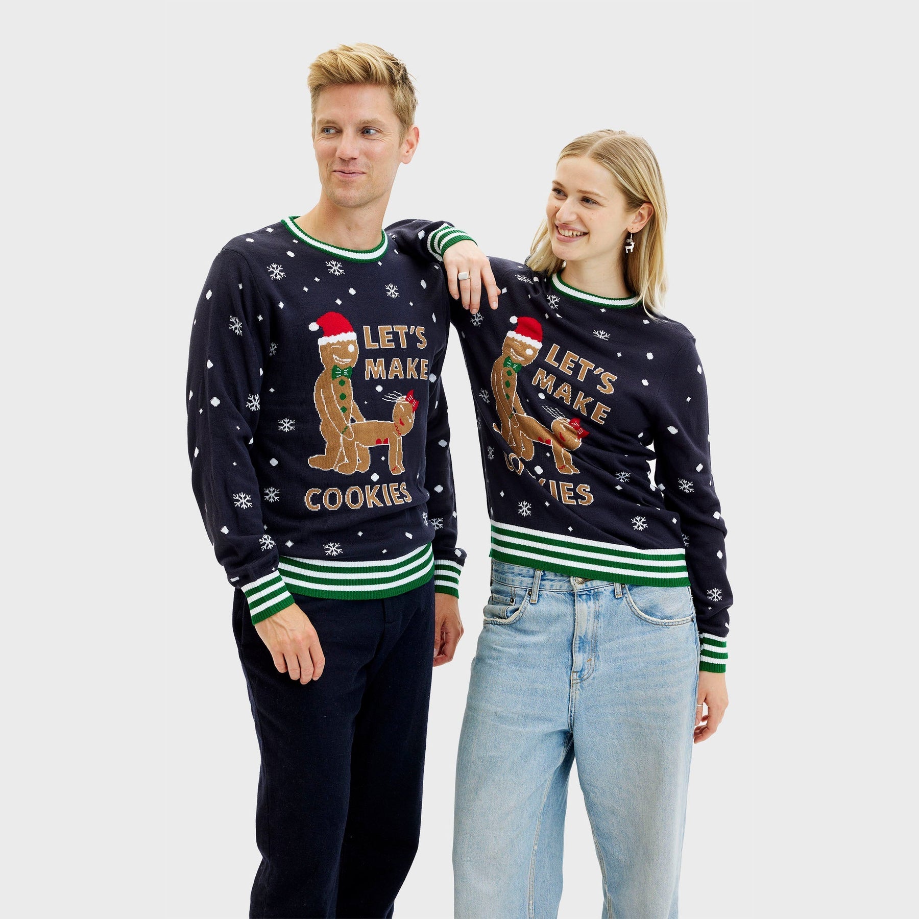 Christmas Cake Christmas Sweater - Women