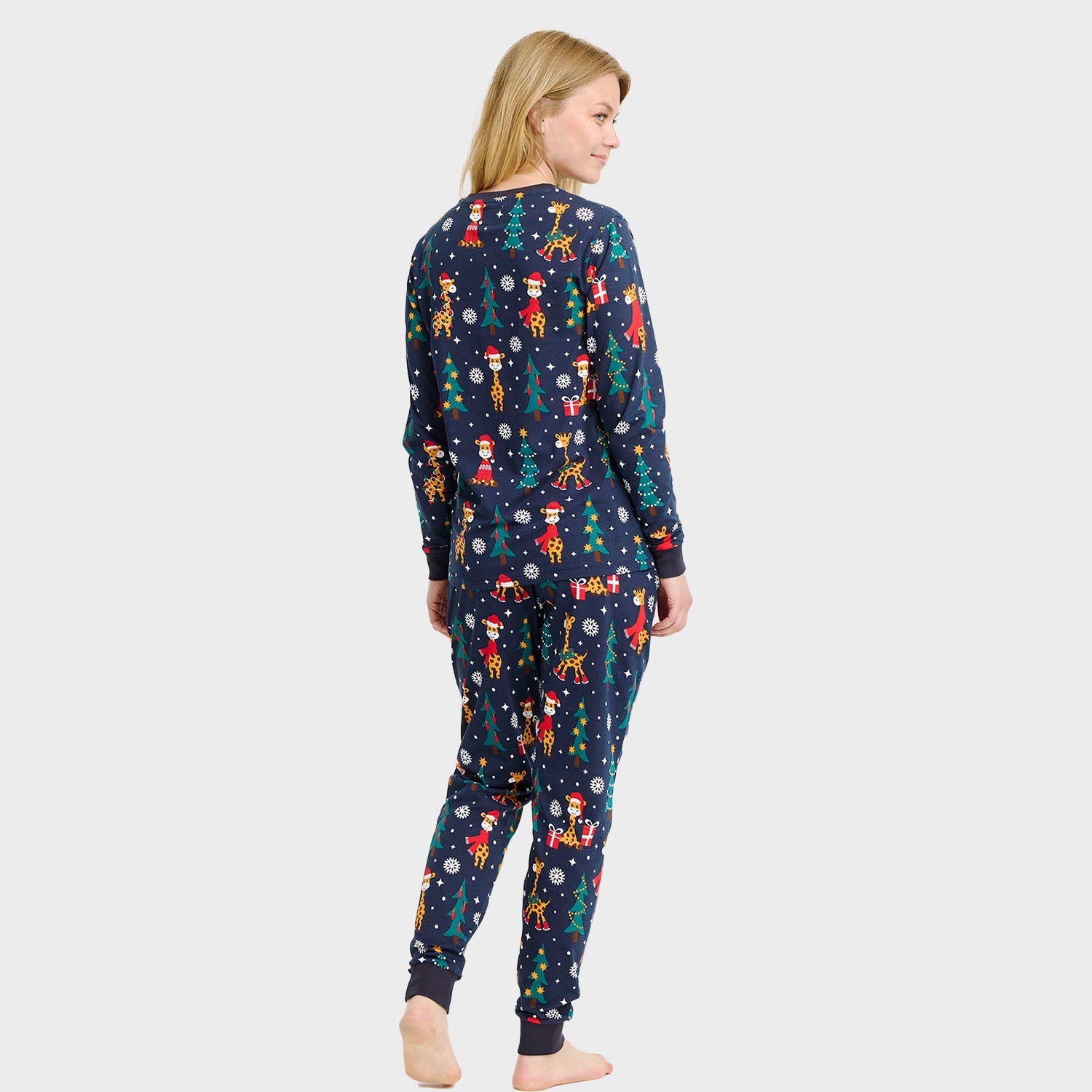 Giraffe Christmas Pajamas – Women