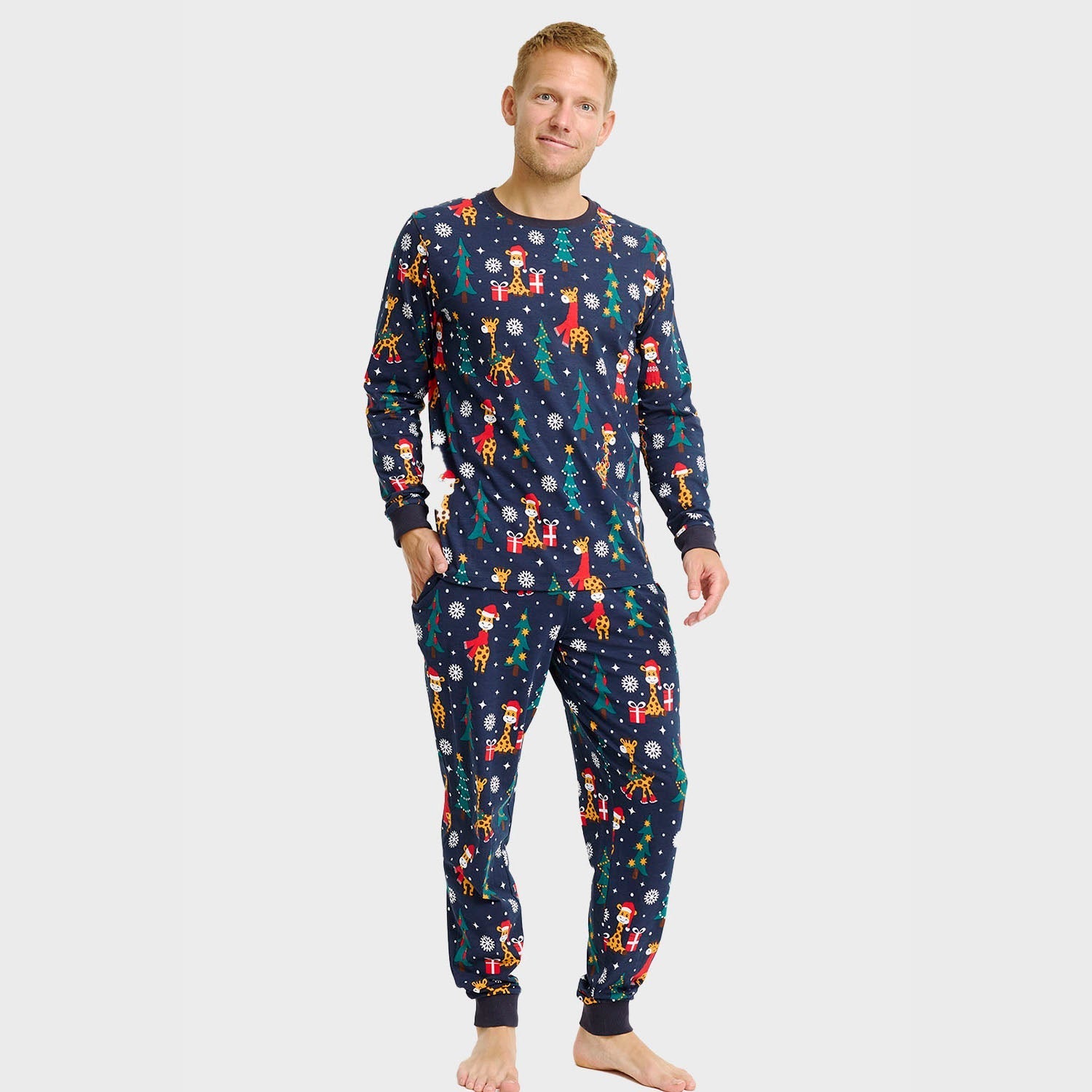 Giraffe Christmas Pajamas – Men