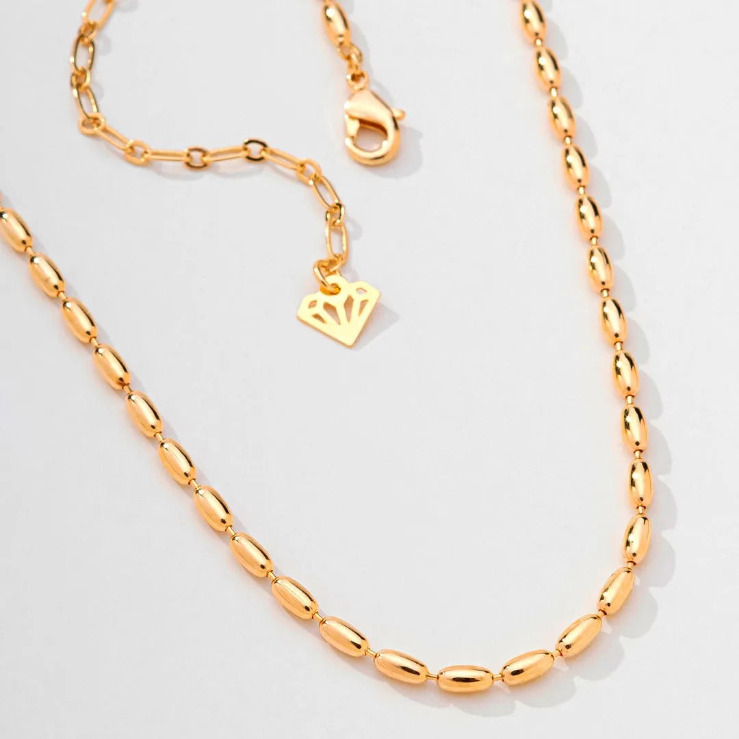 Choker básica grão banhada a ouro 18k