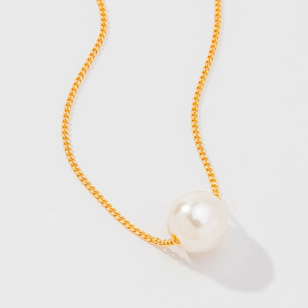 Colar de pérolas clássico banhado a ouro 18k