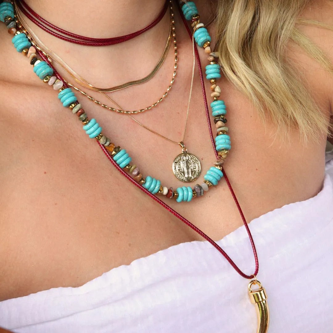 Choker básica grão banhada a ouro 18k