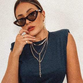 Choker medalhas lateral banhada a ouro 18k
