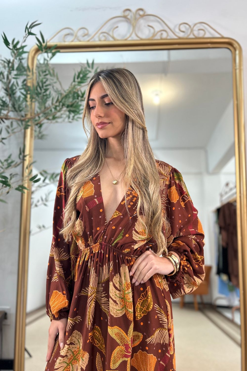 Vestido Ariana Manga Longa Linha GOLDN [EDIÇÃO LIMITADA]