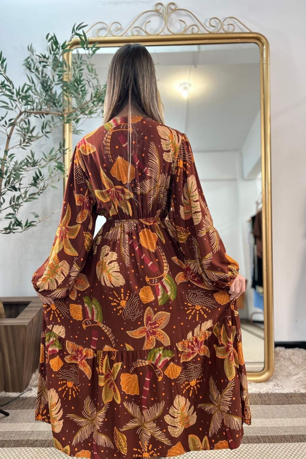 Vestido Ariana Manga Longa Linha GOLDN [EDIÇÃO LIMITADA]