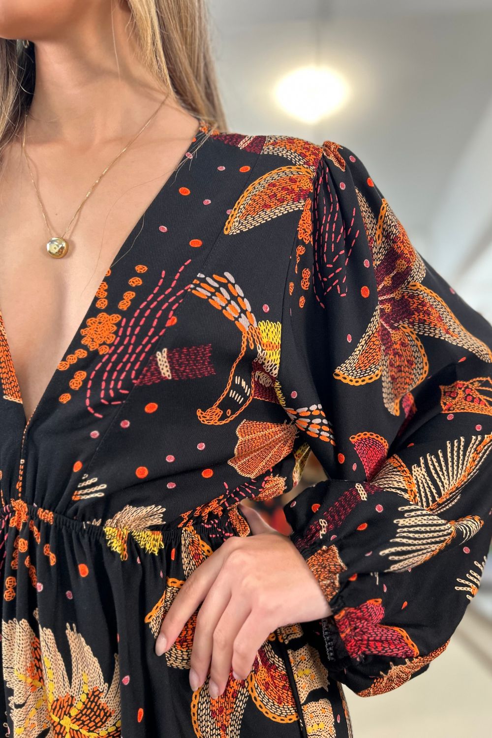 Vestido Andreia Manga Longa Linha GOLDN [EDIÇÃO LIMITADA]